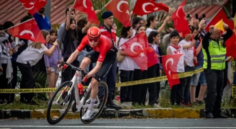 59.Cumhurbaşkanlığı Bisiklet Turunun İzmir'de Gerçekleşecek Etabı 27 Nisan'da