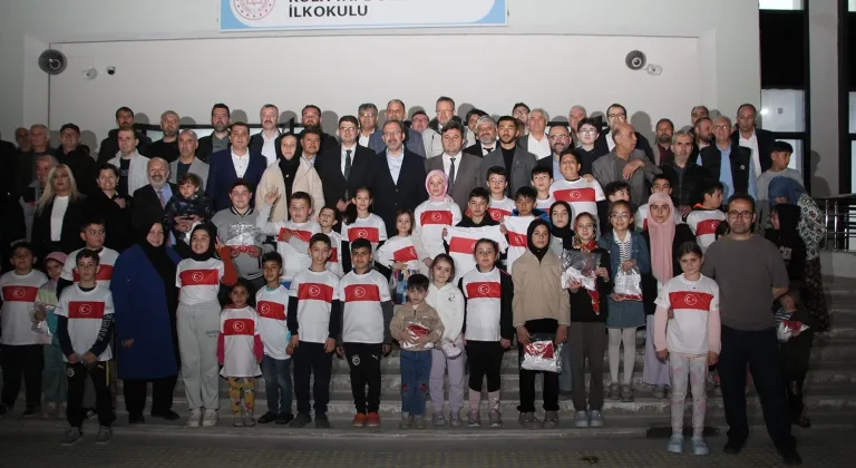 AK Parti İzmir Milletvekili Kasapoğlu, Kula’da iftar programına katıldı