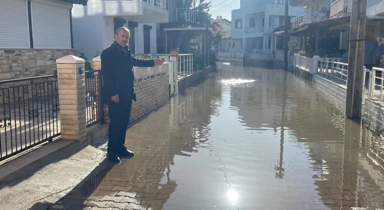 BAŞKAN GENÇ : FOÇA'DA ESNAF MAĞDUR OLDU