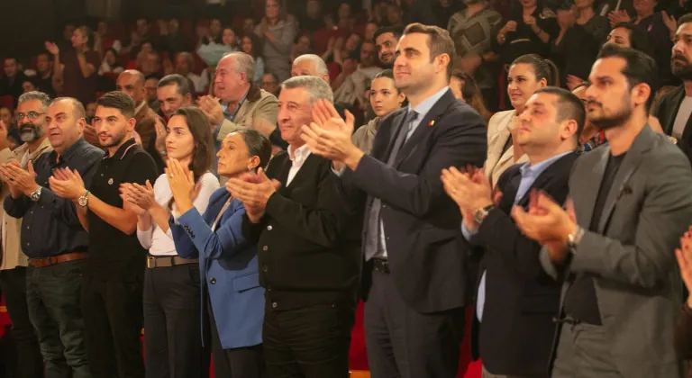 BAŞKAN GÜÇ MUSTAFA GÜNAY'I ÖVDÜ