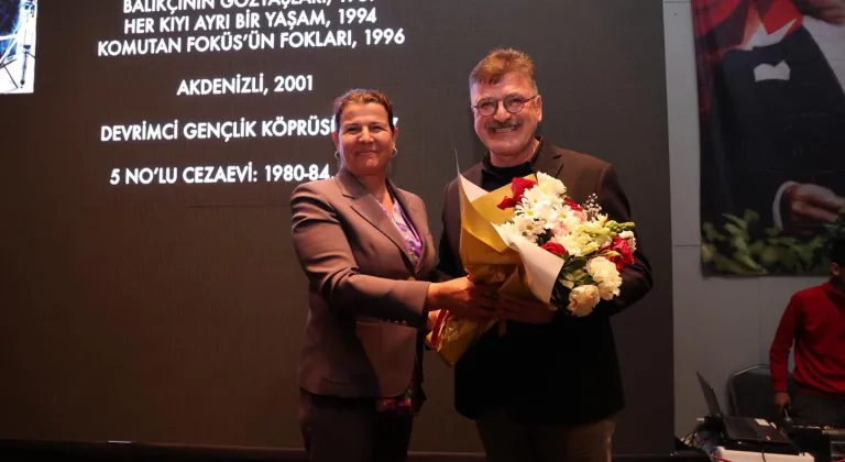 FOÇA'DA NİHAT DİRİM BELGESEL İLE ANILDI