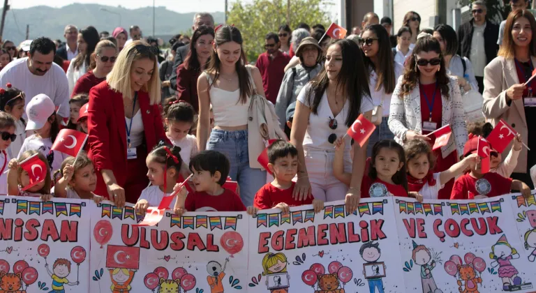 GÜZELBAHÇE'DE 23 NİSAN RÜZGARI ESTİ