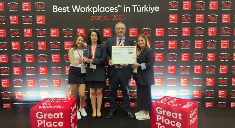 İZMİR'DEN DAS AKADEMİE "EN İYİ İŞVEREN ÖDÜLÜ" ALDI