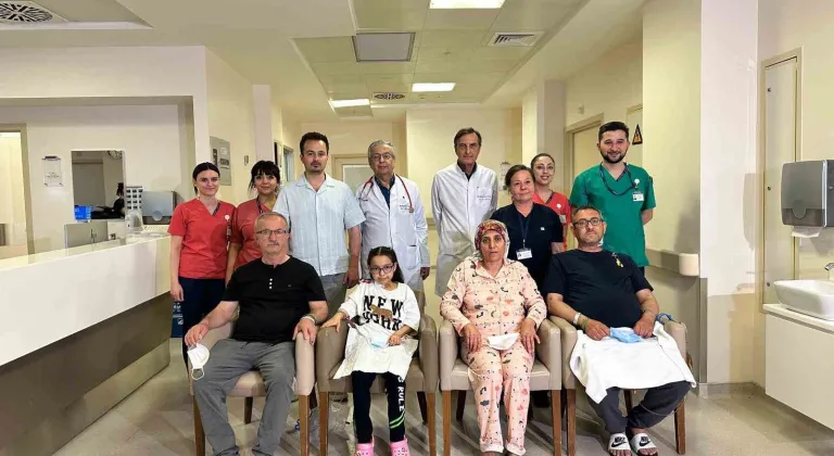 İZMİR'DE ÇAPRAZ BÖBREK NAKLİ
