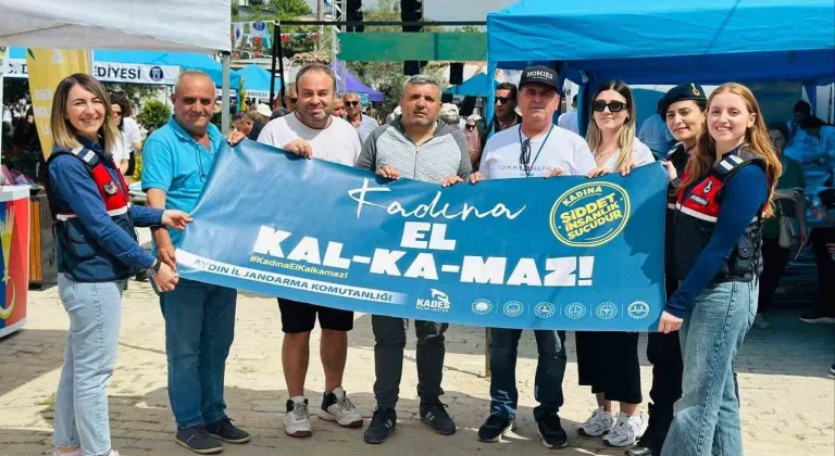 Jandarma Didim’de vatandaşları bilgilendirdi