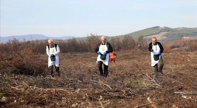 MANİSA'DA ALEV SAVAŞÇILARI SAHADA