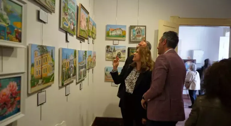 "BORNOVA'NIN RENKLERİ" SANATSEVERLERLE BULUŞTU