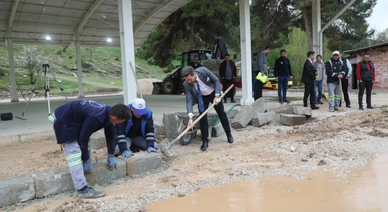 Tavas Belediyesi sezon öncesi sosyal tesislerin bakımlarını yapıyor