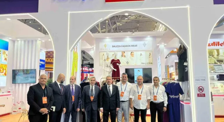 Türk İhracatçılar Urumçi’de yeni iş birlikteliklerinde