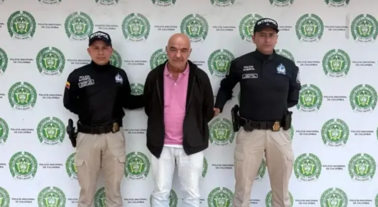 Uyuşturucu kaçakçılığı şüphelisi Türk vatandaşı, Kolombiya'da Interpol'e teslim oldu