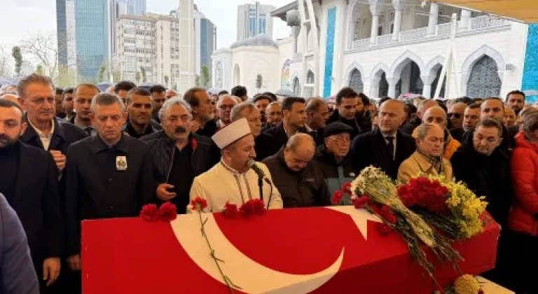VOLKAN KONAK'A HÜZÜNLÜ VEDA
